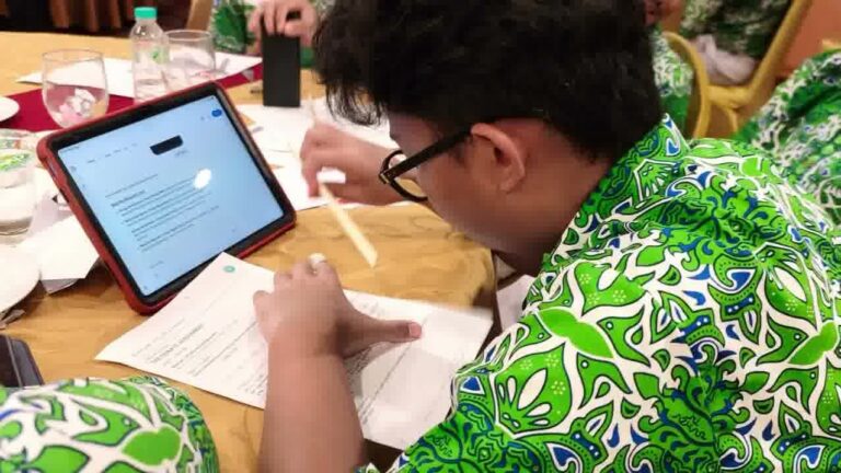 Kegiatan PAQI GLOBE IBDP SMA Islam Al Azhar 3 Jakarta dalam membangun aqidah, karakter Islami, dan wawasan global murid.